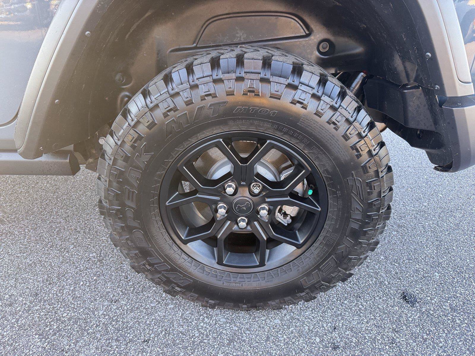 Used 2024 Jeep Wrangler Unlimited Sport AWD/4WD image 18