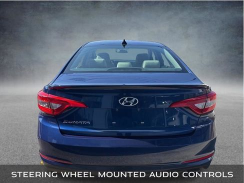 Used 2017 Hyundai Sonata SE image 4