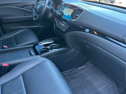 Used 2022 Honda Pilot Touring image 19