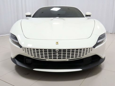 Certified 2023 Ferrari Roma RWD image 8
