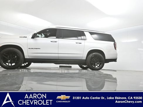 New 2024 Chevrolet Suburban High Country AWD/4WD image 6