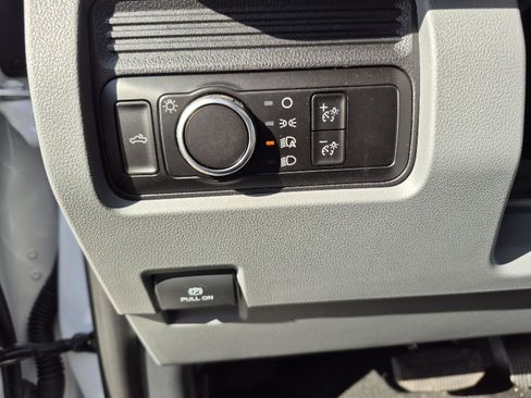 New 2026 Ford F550 4x4 Crew Cab image 12