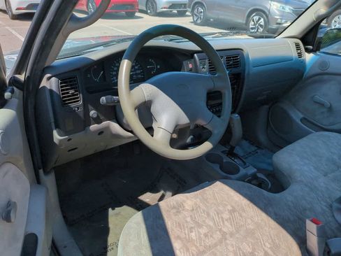 Used 2003 Toyota Tacoma 2WD Regular Cab image 13