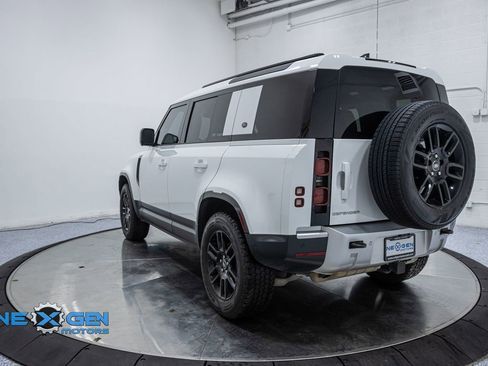 Used 2023 Land Rover Defender 110 S image 5