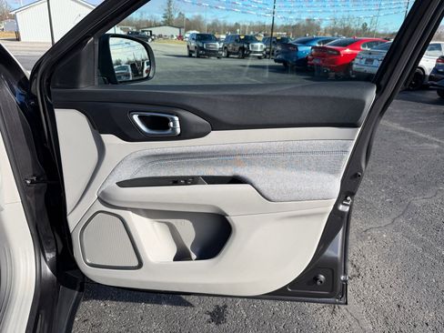 Used 2022 Jeep Compass Latitude w/ Convenience Group image 24