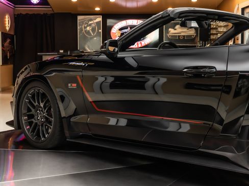 Used 2019 Ford Mustang GT Premium w/ GT Performance Package RWD image 35