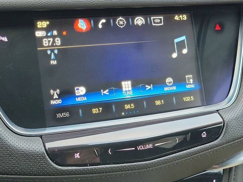 Used 2018 Cadillac XT5 Luxury w/ Driver Awareness Package image 18