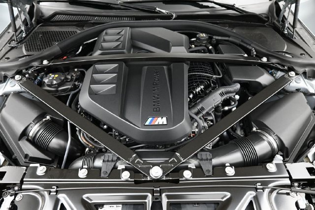 Used 2026 BMW M2 w/ Carbon Package RWD image 28