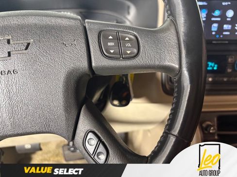 Used 2003 Chevrolet Suburban LT w/ LT Preferred Equipment Group AWD/4WD image 14