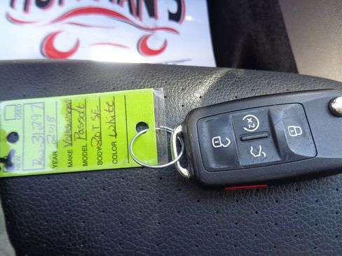 Used 2018 Volkswagen Passat 2.0T SE image 24