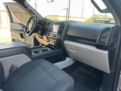 Used 2017 Ford F150 XL w/ Equipment Group 101A Mid AWD/4WD image 15