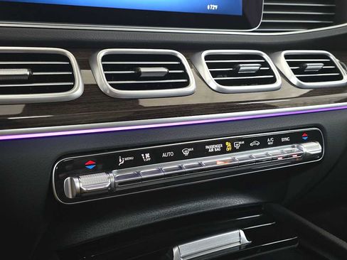 Certified 2026 Mercedes-Benz GLE 350 4MATIC image 32