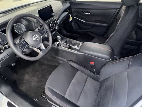 New 2025 Nissan Sentra SR image 25