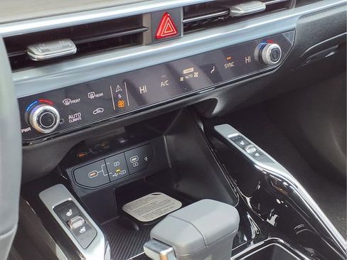 New 2026 Kia Sorento SX Prestige AWD/4WD image 6