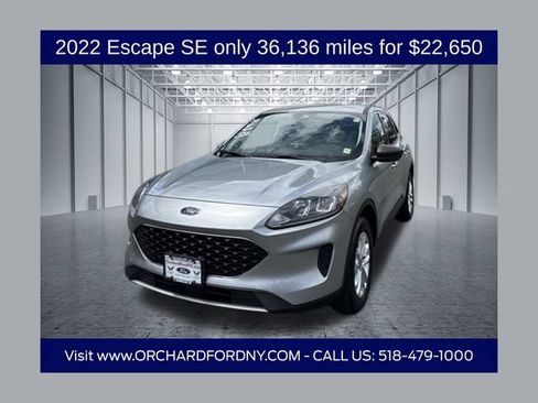 Certified 2022 Ford Escape SE w/ Cold Weather Package AWD/4WD image 1