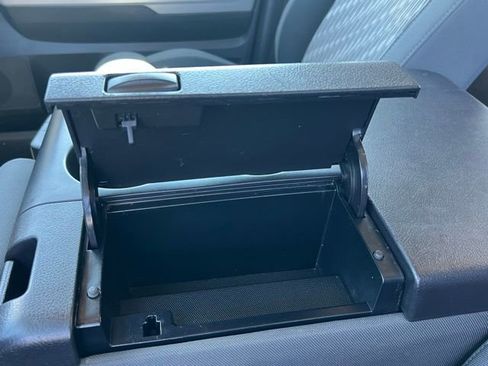 Used 2019 Toyota Tundra SR5 image 22