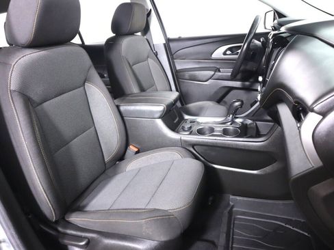 Used 2018 Chevrolet Traverse LT AWD/4WD image 40