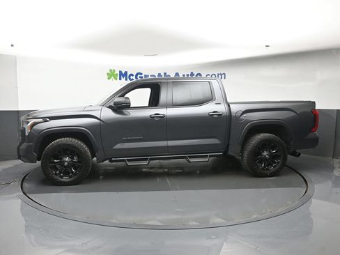Used 2025 Toyota Tundra SR5 w/ SR5 Premium Package AWD/4WD image 21