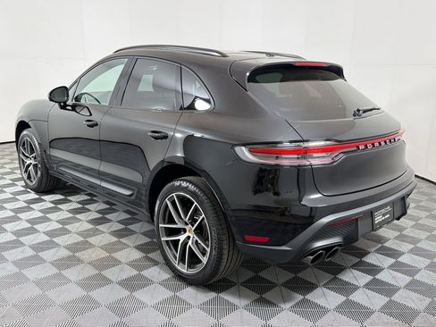 Certified 2026 Porsche Macan AWD/4WD image 3