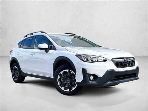 Used 2021 Subaru Crosstrek 2.0i Premium w/ Moonroof Package image 12