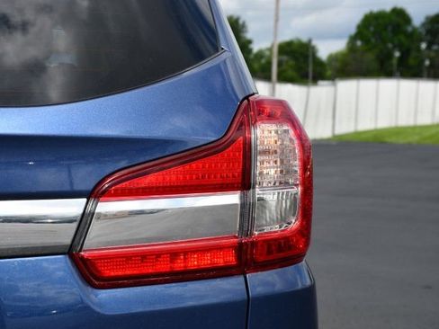 Used 2019 Subaru Ascent Limited AWD/4WD image 30