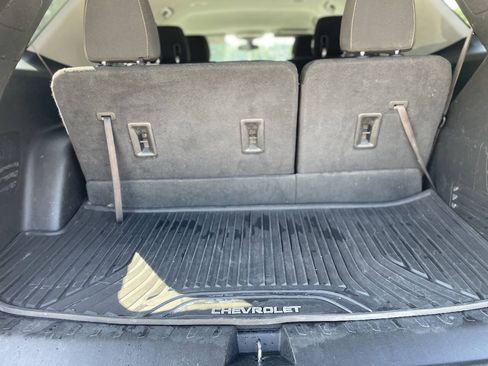 Used 2018 Chevrolet Traverse LT FWD image 8