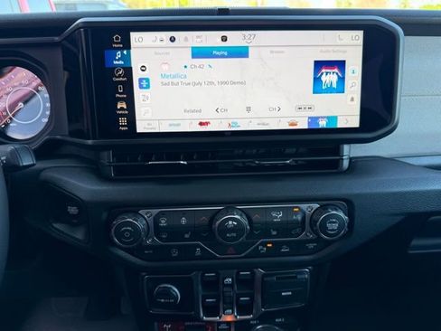 New 2026 Jeep Gladiator Willys image 21