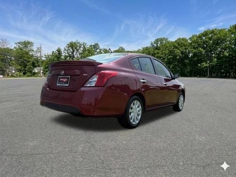 Used 2019 Nissan Versa SV FWD image 9