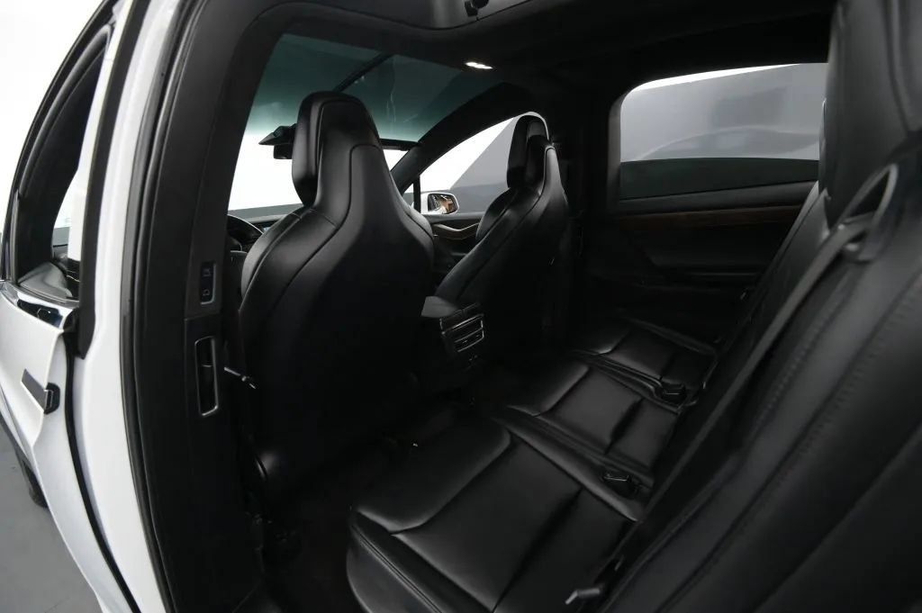 Used 2019 Tesla Model X Long Range AWD/4WD image 46