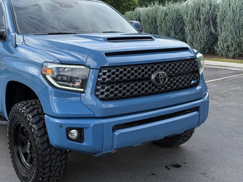 Used 2019 Toyota Tundra SR5 AWD/4WD image 3