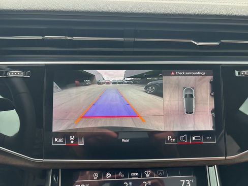 Used 2025 Audi Q8 Prestige image 25