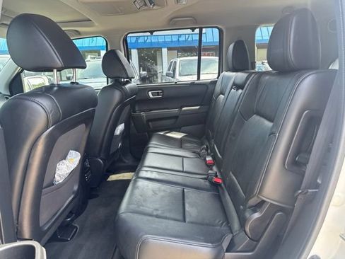 Used 2015 Honda Pilot Touring image 11
