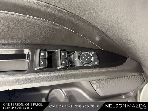 Used 2016 Ford Fusion Titanium FWD image 22