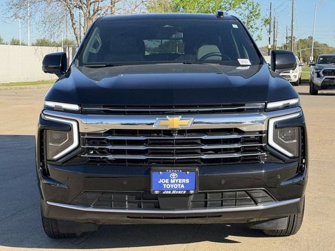 Used 2025 Chevrolet Tahoe LT image 3