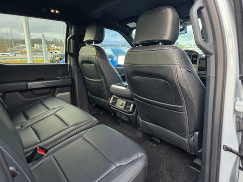 Used 2022 Ford F150 XLT w/ Equipment Group 302A High image 13