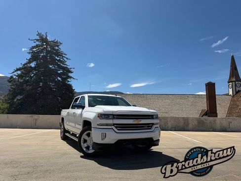 Used 2017 Chevrolet Silverado 1500 LTZ Z71 w/ LTZ Plus Package AWD/4WD image 2