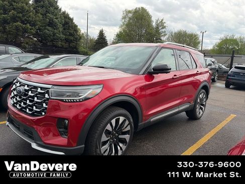 Used 2026 Ford Explorer Platinum image 1