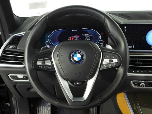 Certified 2023 BMW X5 xDrive45e w/ Climate Comfort Package image 27