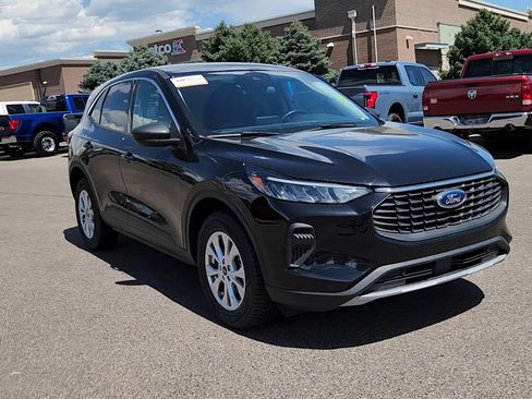 Certified 2024 Ford Escape Active AWD/4WD image 6