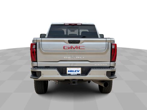 Used 2025 GMC Sierra 2500 Denali w/ Technology Package AWD/4WD image 7