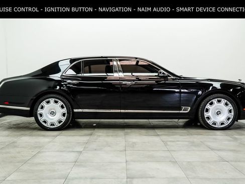 Used 2018 Bentley Mulsanne RWD image 6