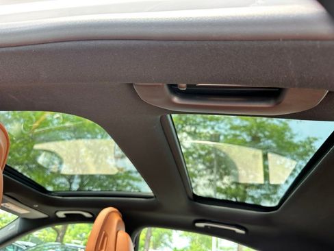 Used 2025 Mercedes-Benz C 300 4MATIC Sedan image 11