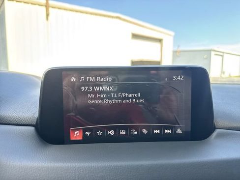 Used 2020 MAZDA CX-5 Touring FWD image 19