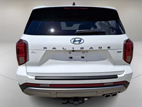 Used 2023 Hyundai Palisade Limited w/ Cargo Package AWD/4WD image 7