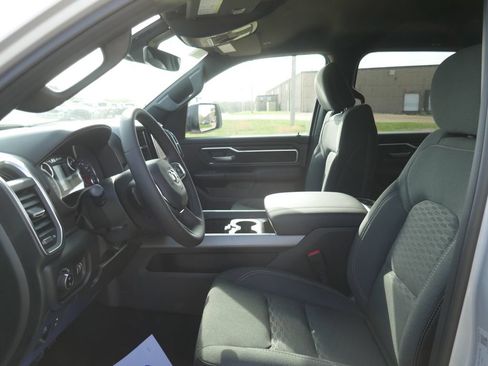 New 2026 RAM 1500 Big Horn AWD/4WD image 17