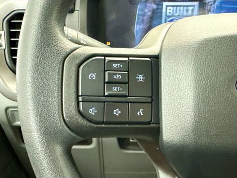 Used 2025 Ford F150 XLT AWD/4WD image 11