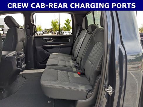 Used 2026 RAM 1500 4x4 Crew Cab image 17