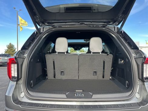 New 2026 Ford Explorer ST-Line w/ ST-Line Street Pack AWD/4WD image 12