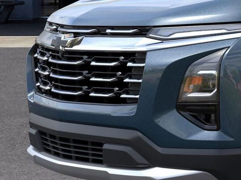 New 2026 Chevrolet Equinox LT w/ Safety and Technology Package FWD image 13