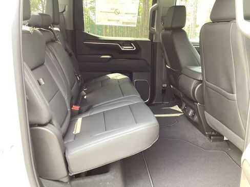 Used 2026 GMC Sierra 1500 SLT RWD image 18